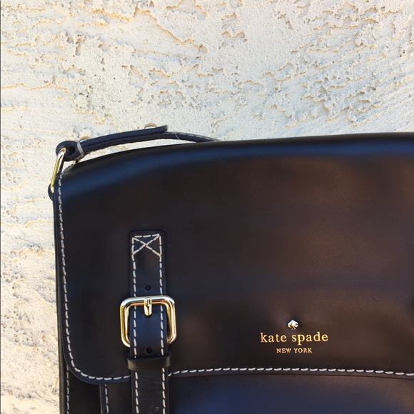SOLD. Kate Spade Essex Scout Bag. - Picture 8 of 8